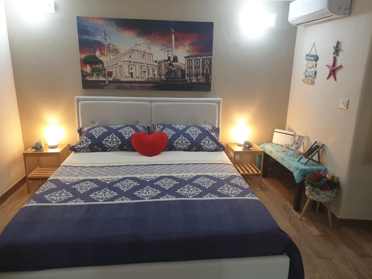 Viky House Apartment คาตาเนีย ภายนอก รูปภาพ