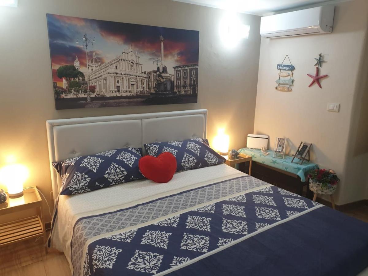 Viky House Apartment คาตาเนีย ภายนอก รูปภาพ