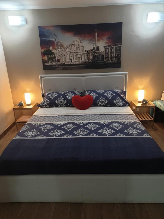 Viky House Apartment คาตาเนีย ภายนอก รูปภาพ