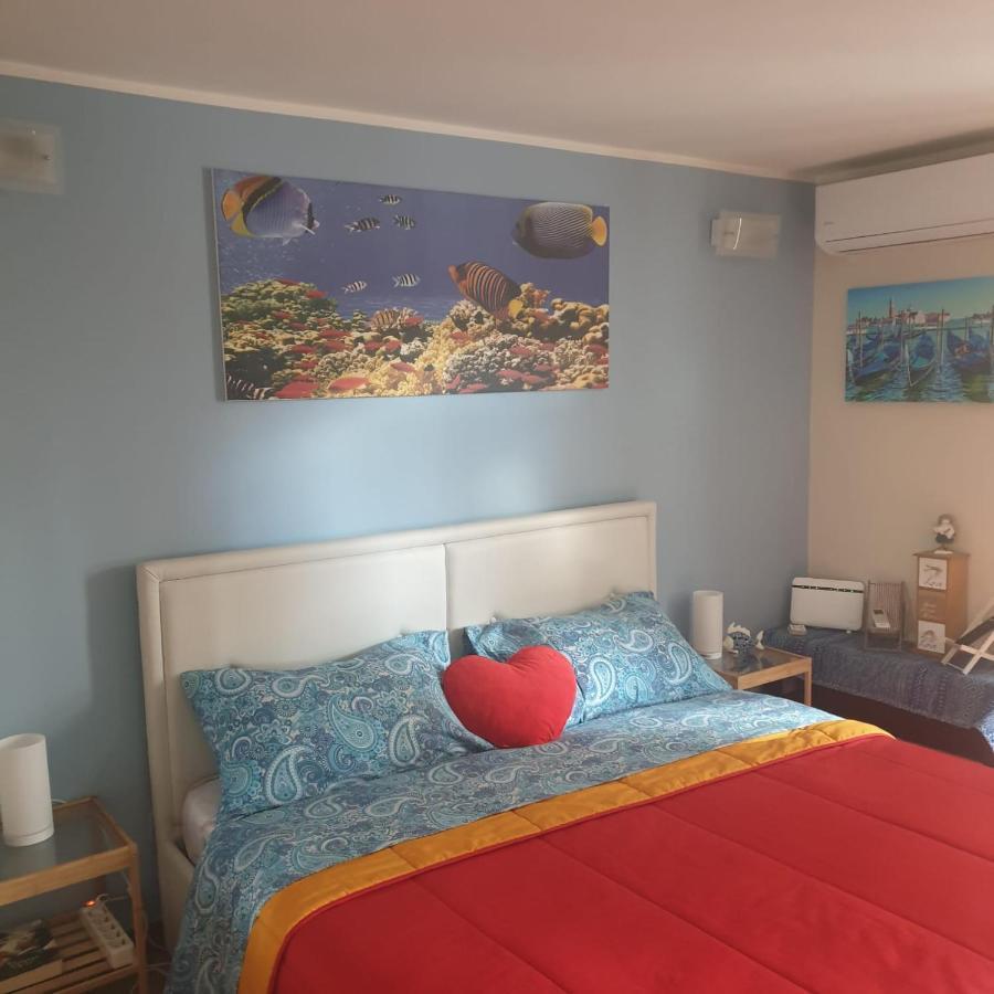 Viky House Apartment คาตาเนีย ภายนอก รูปภาพ