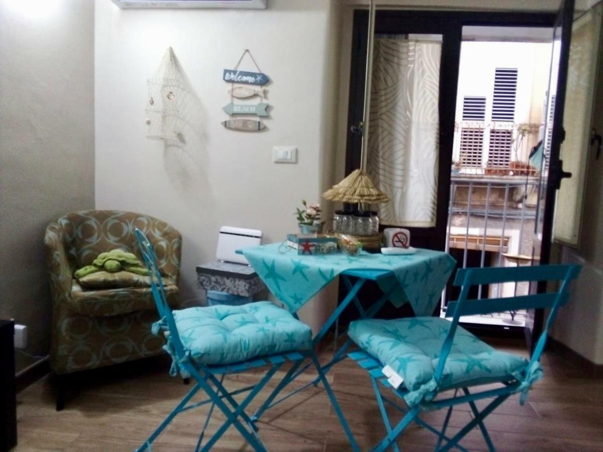 Viky House Apartment คาตาเนีย ภายนอก รูปภาพ